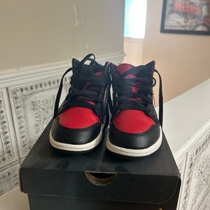 Jordan 6 Retro, Size 3y, Red, Black, White